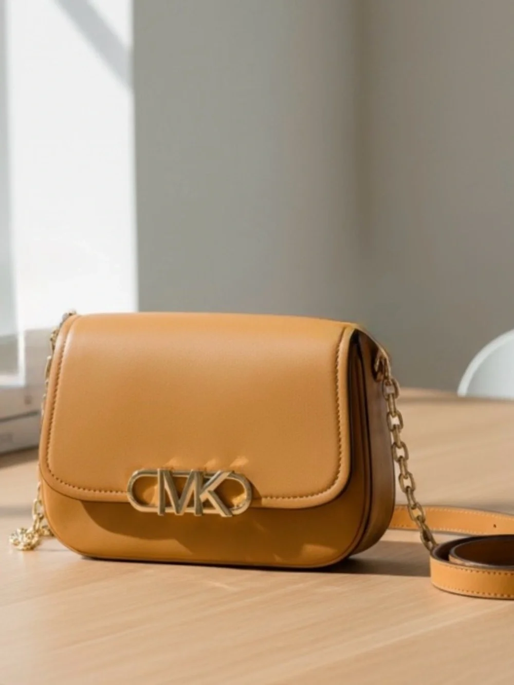 Michael Kors this chic